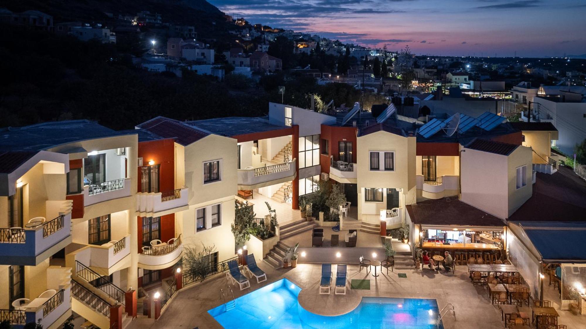 Ariadni Palace Apartments 헐소니소스 외부 사진