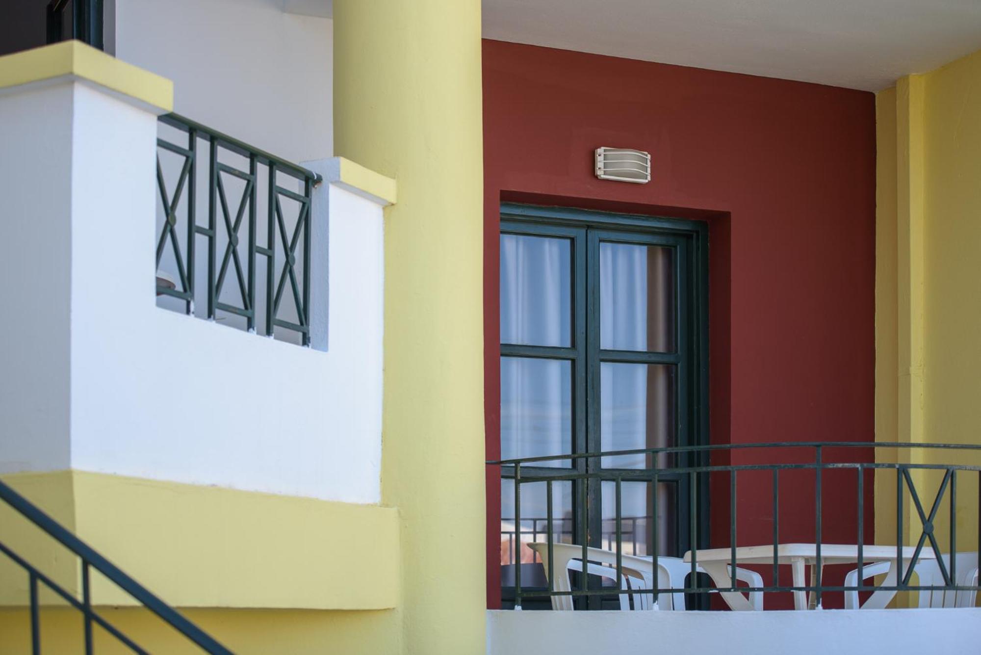 Ariadni Palace Apartments 헐소니소스 외부 사진