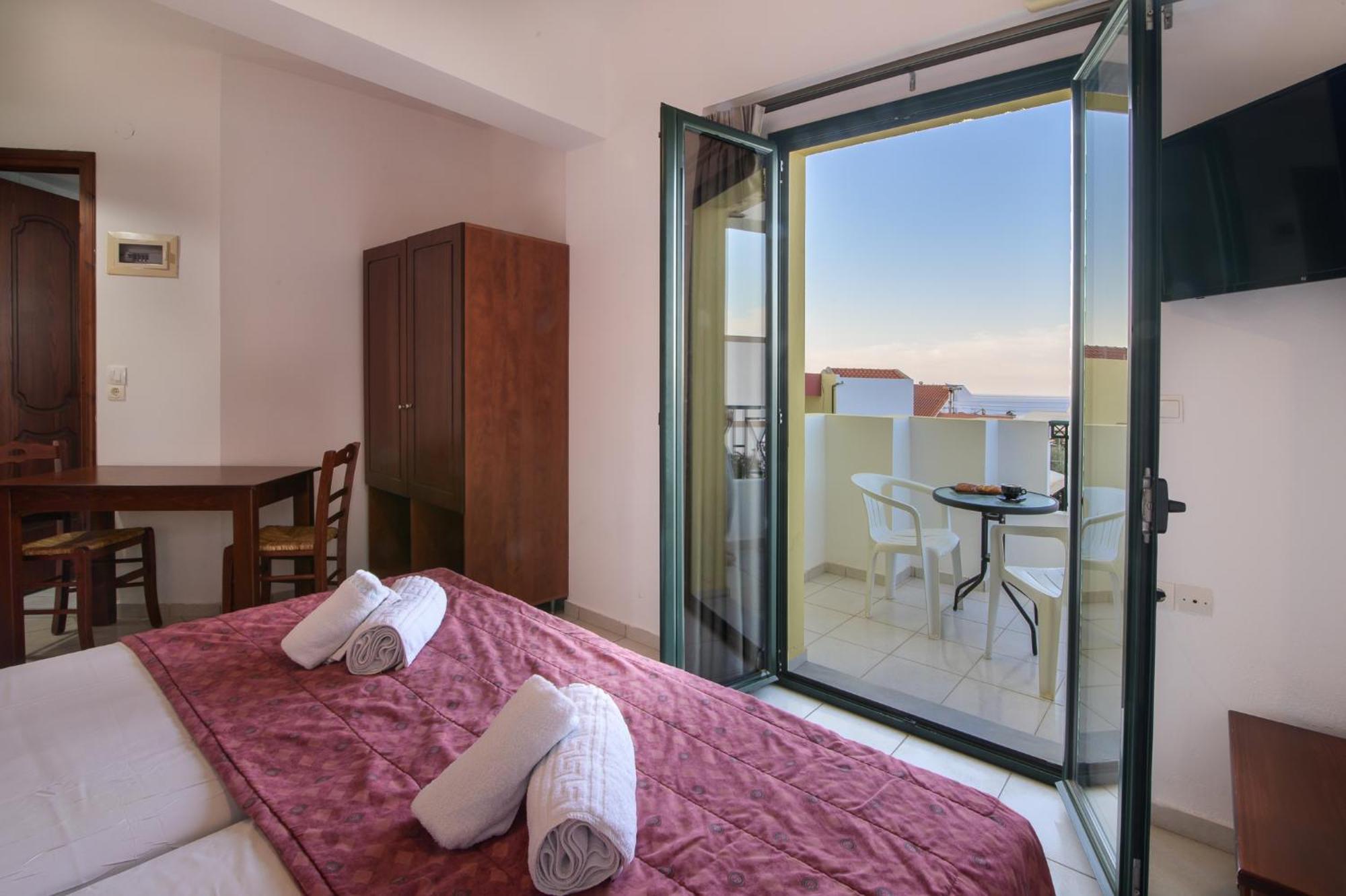 Ariadni Palace Apartments 헐소니소스 외부 사진