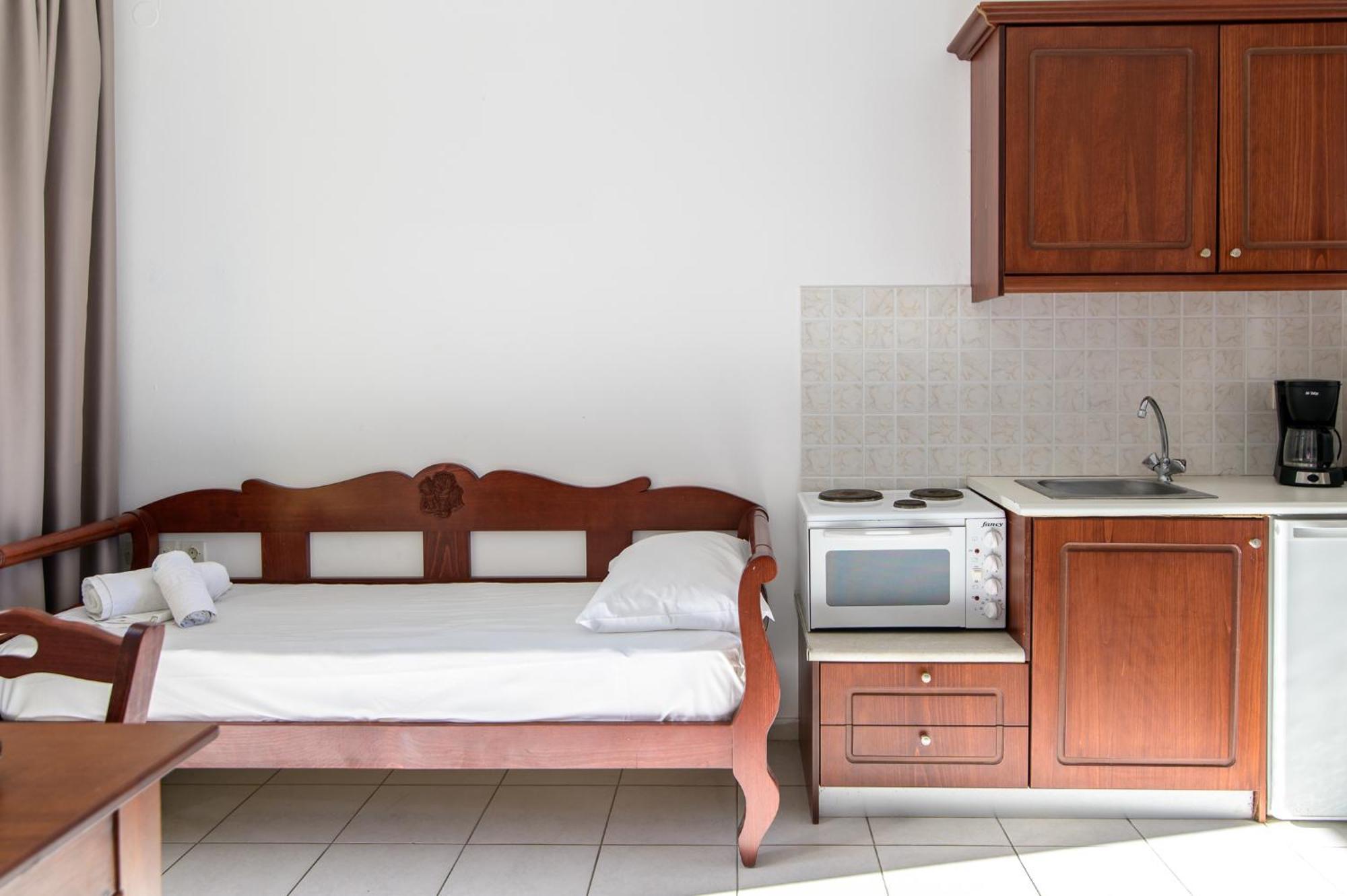 Ariadni Palace Apartments 헐소니소스 외부 사진