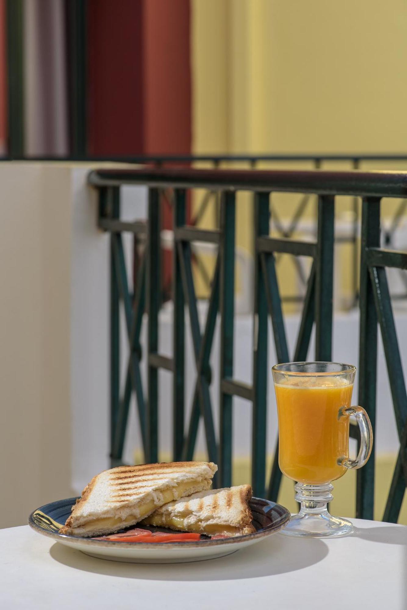 Ariadni Palace Apartments 헐소니소스 외부 사진