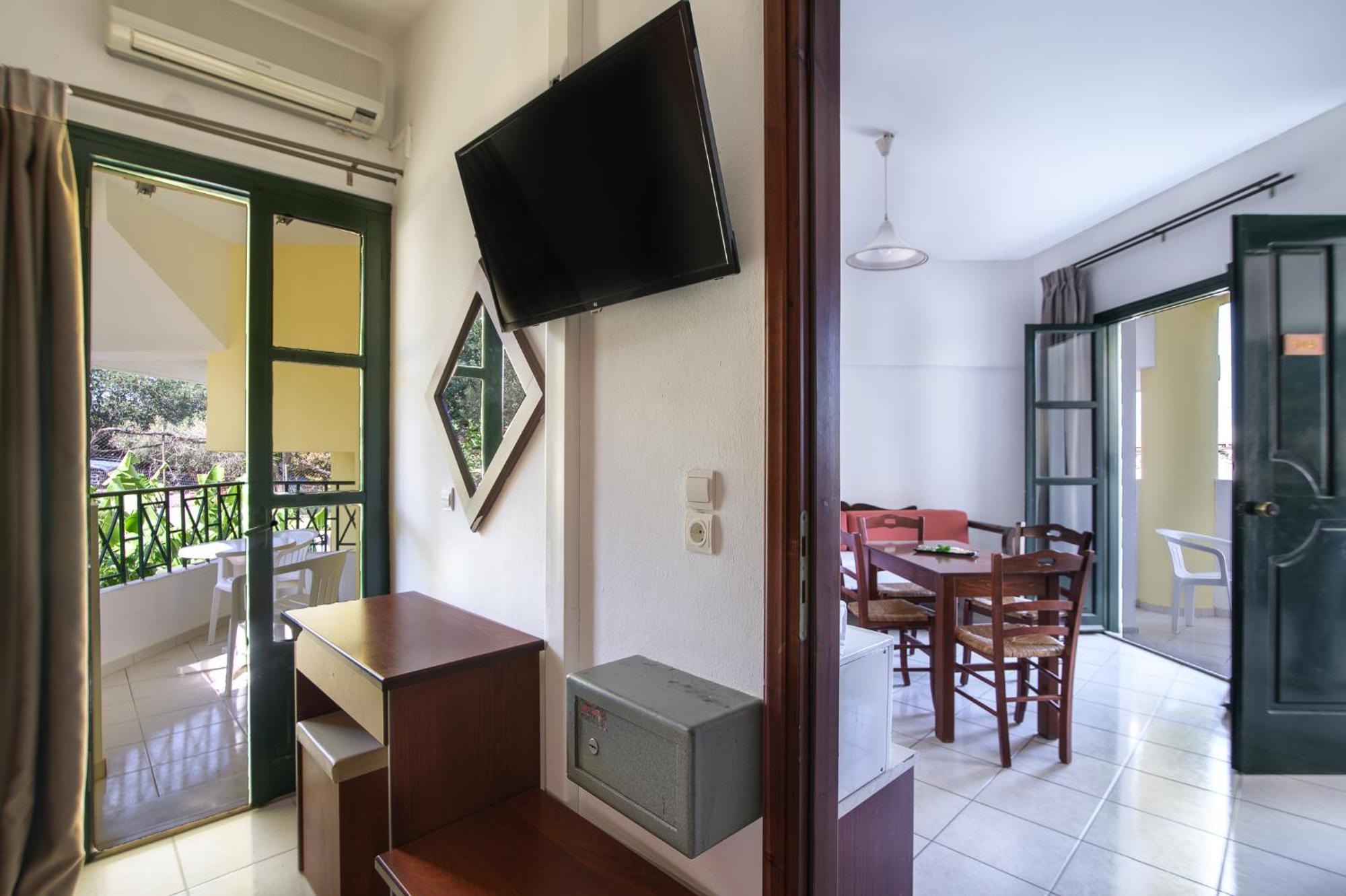 Ariadni Palace Apartments 헐소니소스 외부 사진